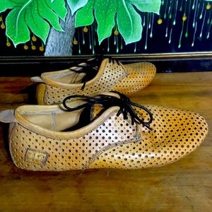 Bed Stu leather shoe